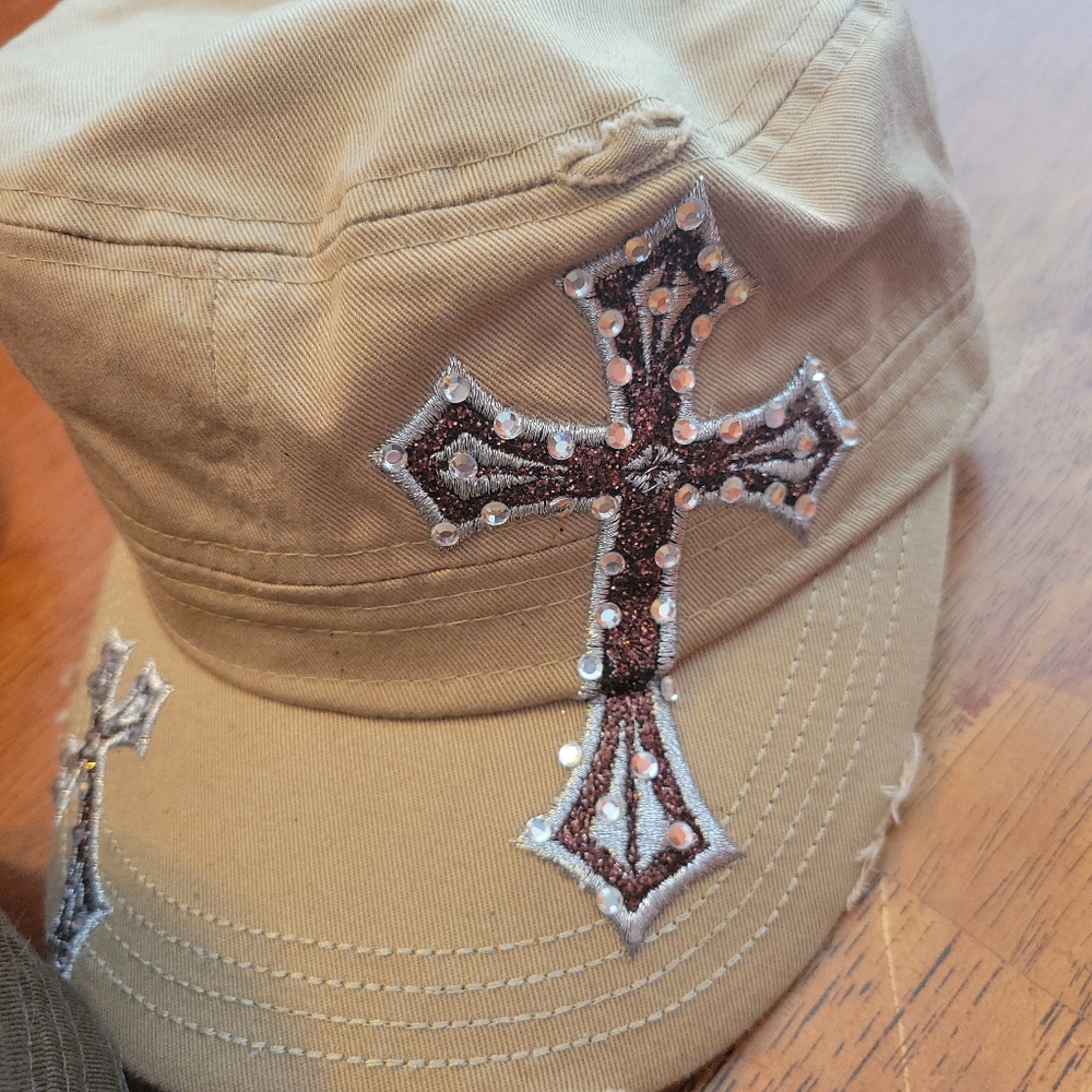 Embroidered Cross Design Cap - Picture 3 of 5